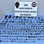 İzmir'de tarihi eser ka&ccedil;ak&ccedil;ılığı operasyonu