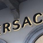 İddialar doğrulandı! Versace resmen satılıyor...