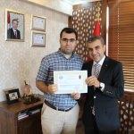 Kaymakam Atasoy, hastane yönetimine başarı belgesi verdi