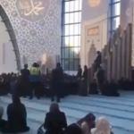 Başkan Erdoğan, K&ouml;ln Camii'nde Kur'an okudu