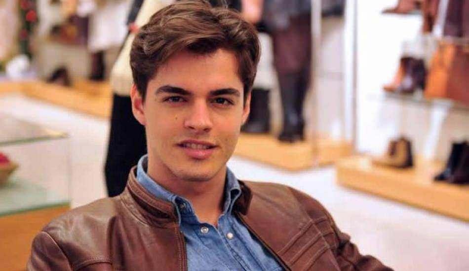 Berk Atan asker tıraşı oldu