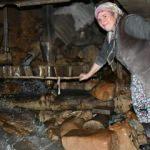 Habibe teyze su değirmenini 25 yıldır &ccedil;eviriyor