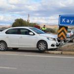 Gemerek'te trafik kazası: 2 yaralı