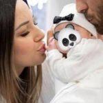 Cenk Tosun ilk kez oğlunu paylaştı!