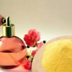 Parfüm lekesi kıyafetlerin üzerinden nasıl çıkar?