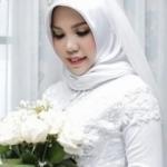 Kazada ölen nişanlısı için tek başına düğün fotoğrafı çektirdi