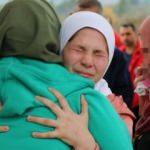 Suriyeli kızla ailesinin sınırda ağlatan kavuşması