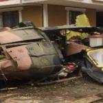 D&uuml;şen helikopterin pilotu faciayı engelledi!