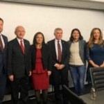 Kılıçdaroğlu Berlin'de PKK'lı vekille poz verdi