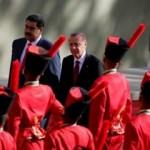 Erdoğan'a Venezuela'da Türkçe şarkı sürprizi
