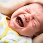 Bebeklerde kolik nedir? Sebepleri ve çözümleri neler?
