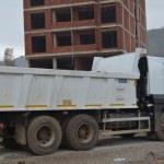 Doğanyurt Belediyesi'ne damperli kamyon hibe edildi