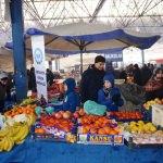 Otizmli çocuklar pazarda sebze meyve sattı