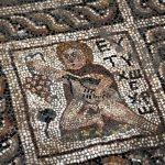 Binlerce yıllık mozaikte turp figürü