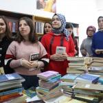 "Kütüphanesiz okul, kitapsız öğrenci kalmasın" kampanyası
