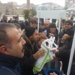 Kırşehir Belediyesi bez çanta dağıttı