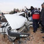 Şanlıurfa'da iki otomobil çarpıştı: 11 yaralı