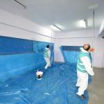 Karab&uuml;k'te y&uuml;k&uuml;ml&uuml;ler okulların bakımını yapıyor