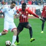 Gen&ccedil;lerbirliği'ne bir darbe de Es Es'ten!