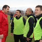 Sivasspor teknik heyeti il protokolüyle dostluk maçı yaptı
