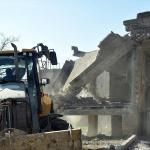 Kahramanmaraş'ta 80 metruk bina yıkıldı