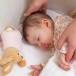Bebekleri kolayca uyutan yöntemler
