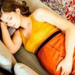 Hamilelikte nasıl oturulmalı ve yatılmalı?