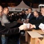 Ulaştırma Bakanı Turhan, vatandaşlara kandil simidi dağıttı