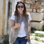 Aslı Hünel, 2 bin yıllık tiyatroda şarkı söyledi