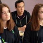 Liseli ikizleri birbirinden ayırmak güç