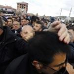 CHP lideri Kılıçdaroğlu’na şehit cenazesinde saldırı