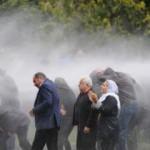 HDP'lilerden provokasyon! Polis müdahale etti