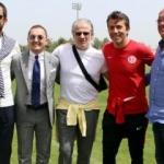 Antalyaspor antrenmanına sürpriz konuklar