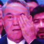 Nazarbayev'in gözyaşları