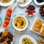 Kilo aldırmayan sahur ve iftar menüsü nasıl olur? Diyete uygun Ramazan önerileri...