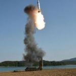 Kim Jong füzeleri peş peşe ateşledi!