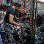 Malezya'da yangın felaketi! 30 dükkan yok oldu