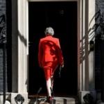 İngiltere Başbakanı May parti liderliğini resmen bıraktı