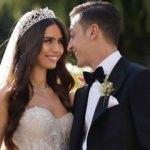 Mesut Özil ile evlenen Amine Gülşe kimdir? Kaç yaşında? Nereli?