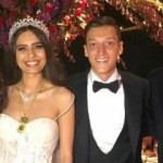 Acun Ilıcalı yeni evli Amine ve Mesut Özil ile yemek yedi