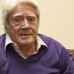 C&uuml;neyt Arkın'dan &uuml;&ccedil; nesil bir arada paylaşımı!