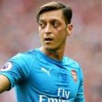 Fenerbah&ccedil;e'den Mesut &Ouml;zil a&ccedil;ıklaması!