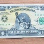 1 milyon dolarlık banknot Uşak'ta ele geçirildi