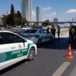İstanbul'da yol çöktü: Trafiğe kapatıldı