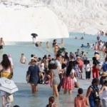 Pamukkale'yi bayramda 70 bin kişi ziyaret etti