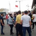 Taksim'de arbede! Turist ile taksici birbirine girdi