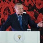 Erdoğan'dan &uuml;nl&uuml; sanat&ccedil;ıya &ouml;vg&uuml; dolu s&ouml;zler!