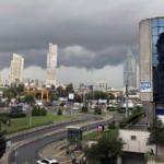İstanbul kara bulutlarla kaplandı