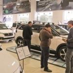 4 kat birden düştü! 2. el fiyatına sıfır otomobil