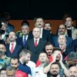 Cumhurbaşkanı Erdoğan, Milli Takım'ı yalnız bırakmadı